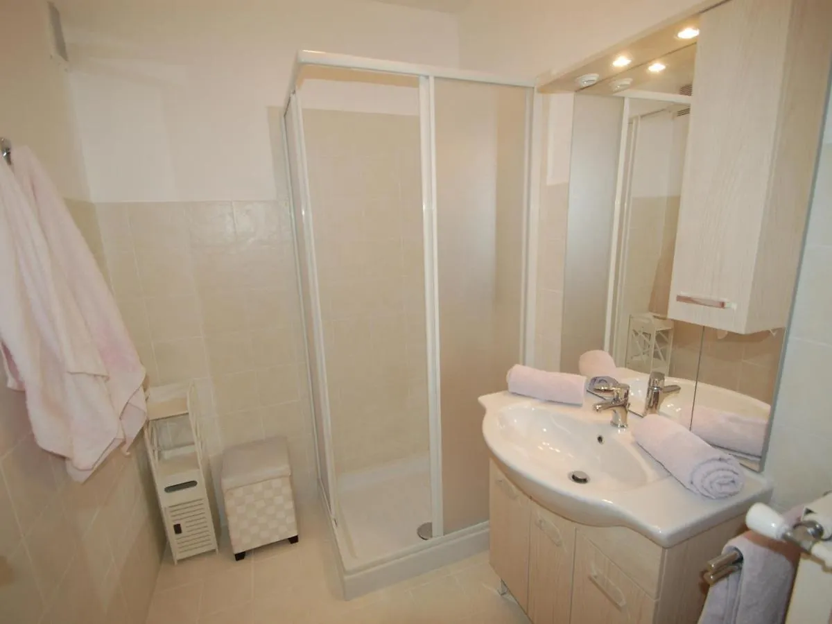 2P Dernier Etage, Parking Prive, Climatisation, Wifi - Fr-1-196-159 Apartment Menton France
