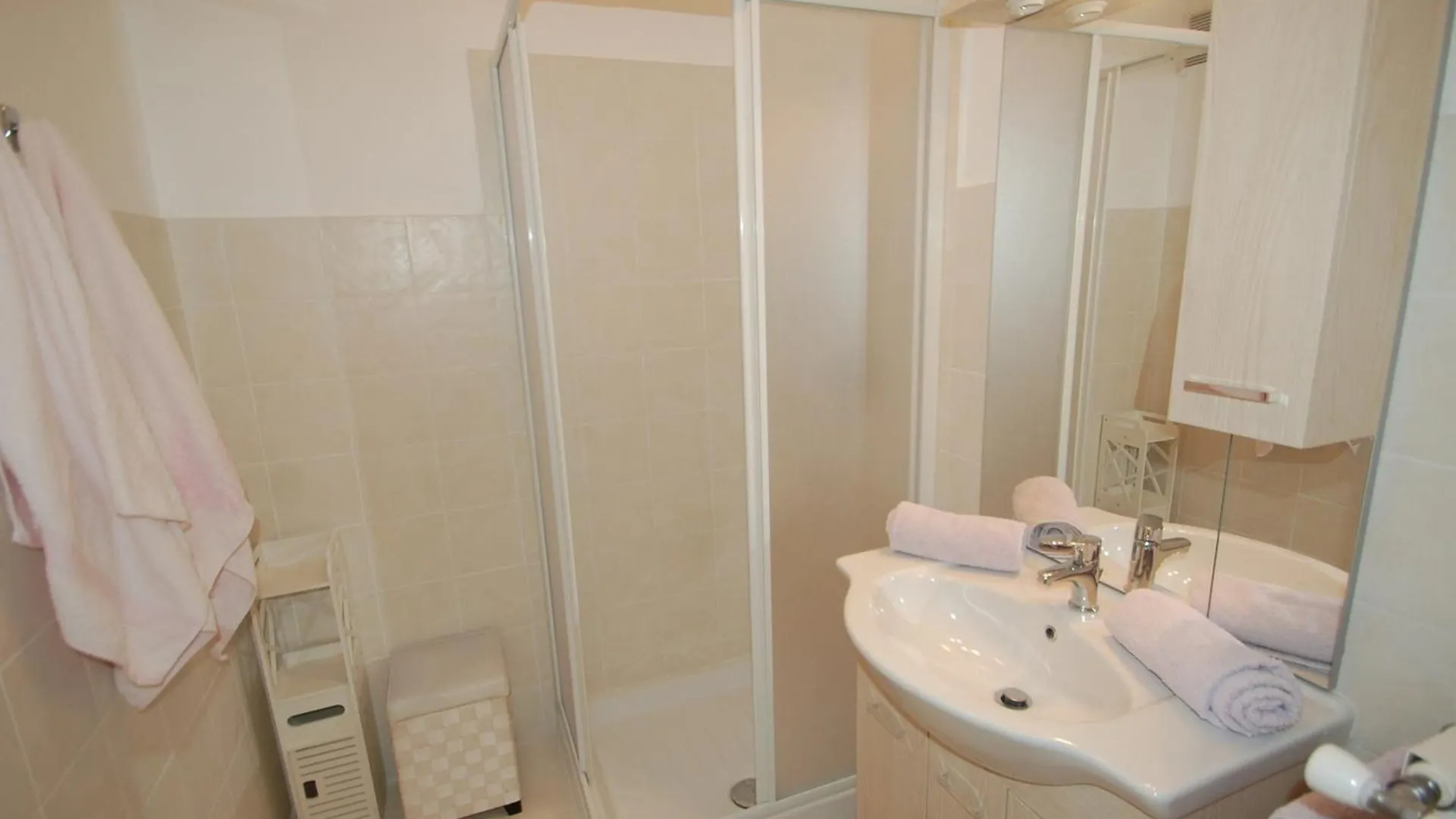 2P Dernier Etage, Parking Prive, Climatisation, Wifi - Fr-1-196-159 Apartment Menton France